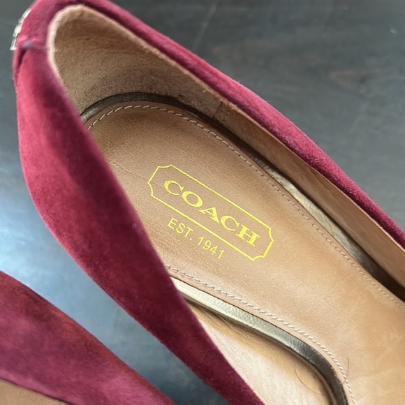 Coach pumps heels in burgundy suede - beautiful! - Picture 5 of 9